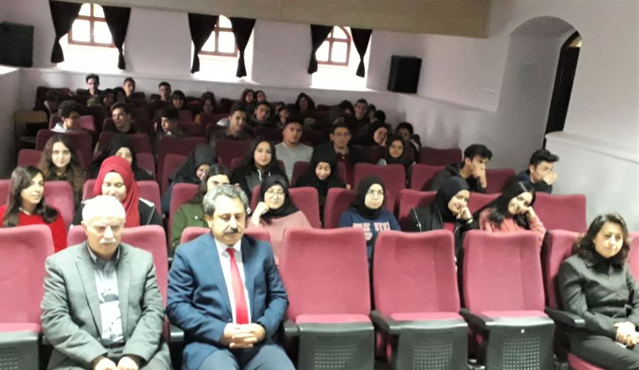 Aksaray Anadolu Lisesinde Gençliğin Değer Algısı Konferansı