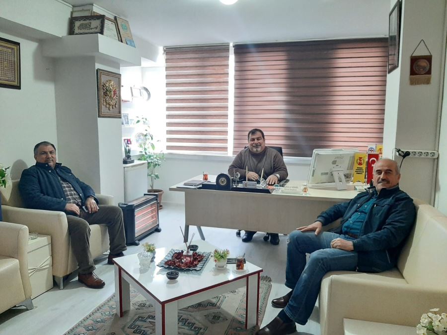 Araştırmacı Gazeteci Yazar Vehbi Korkutata Kapadokya Gazeteciler Cemiyeti Başkanı Mahmut Eskil