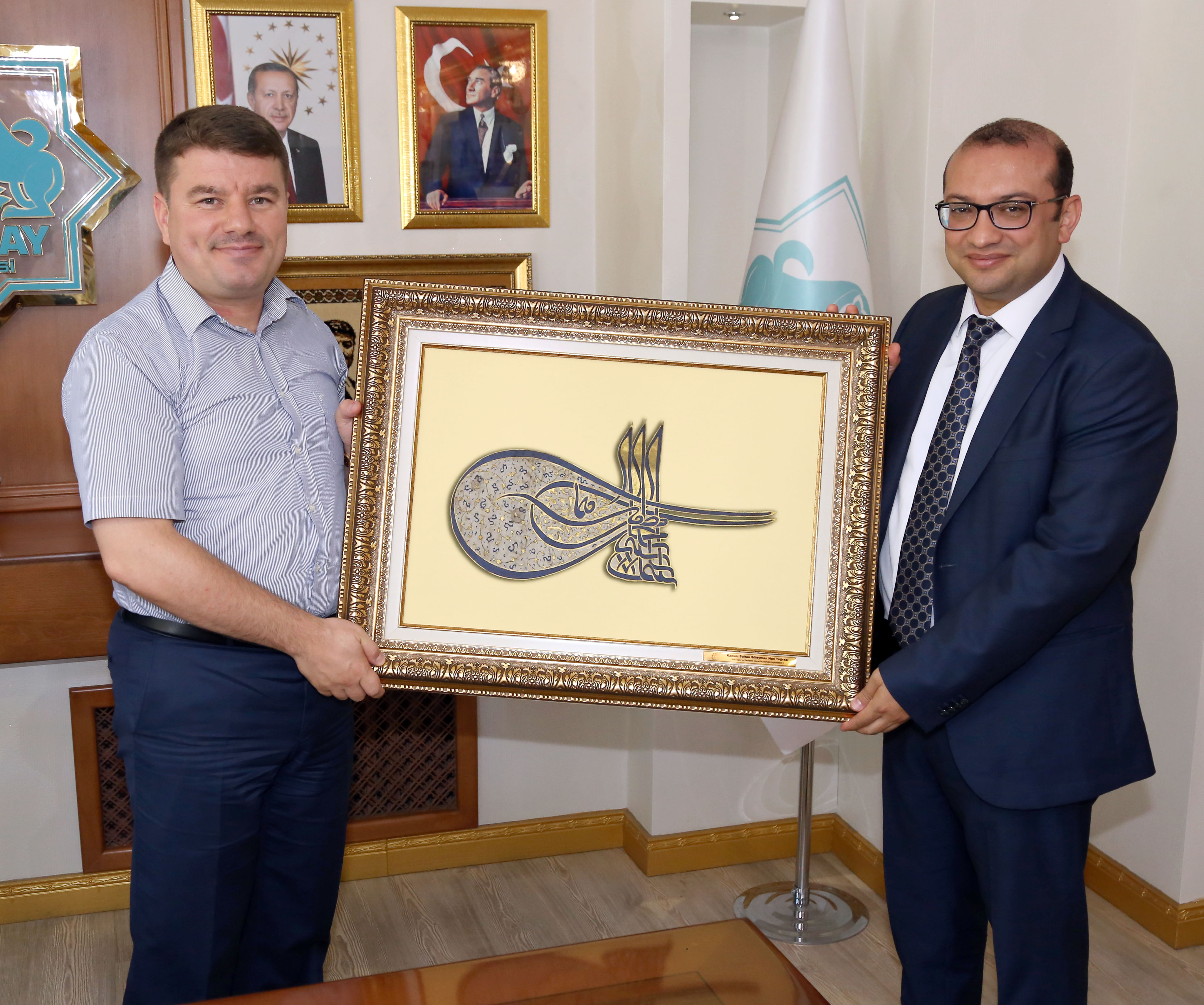 TAPU KADASTRO GENEL MÜDÜR YARDIMCISI ÖMER SİNAN BAYÇELEBİ, BAŞKAN DİNÇER?İ ZİYARET ETTİ