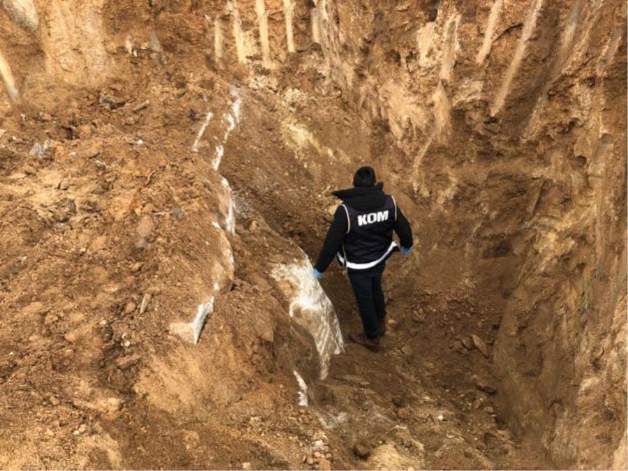 Aksaray Ekecik Yeni Mahalle ve Koyak Köyü arasında kazı yapan kişiler gözaltına Alındı