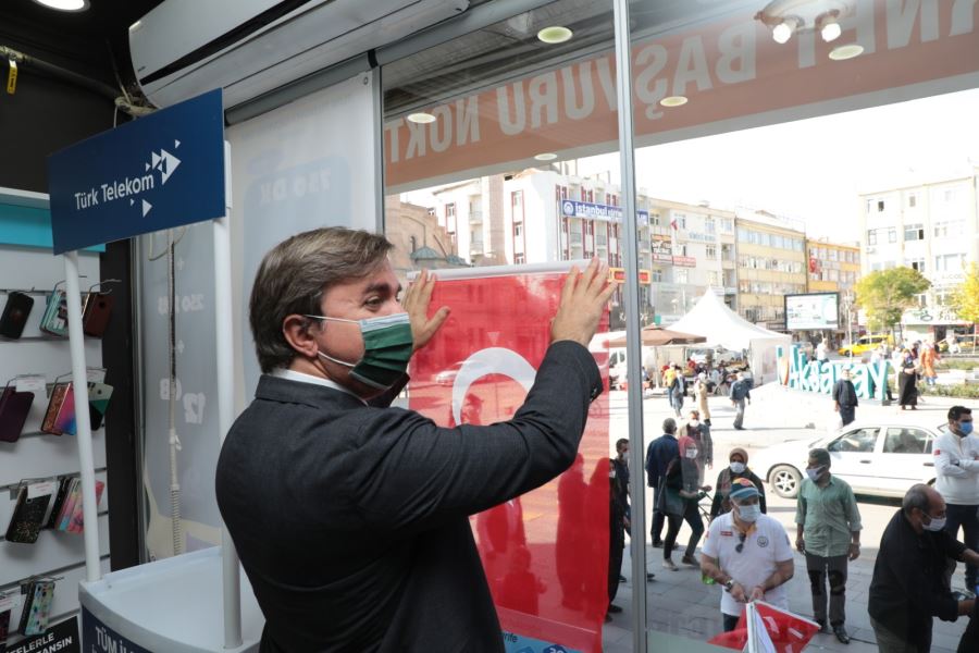 Vali Aydoğdu’dan bayrak çağırısı
