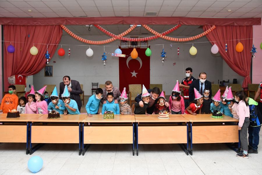 BAŞKAN DİNÇER