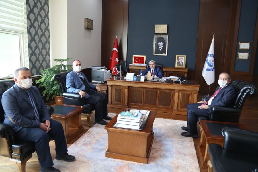 ASÜ’DE YABANCI DİL HAZIRLIK EĞİTİMİ SORUNSUZ DEVAM EDİYOR