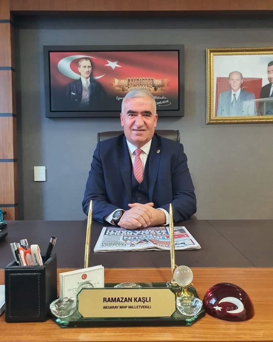 KAŞLI, partisinin kurucu lideri Merhum Alparslan Türkeş’in ölüm yıl dönümü ile ilgili bir mesaj yayınladı. Kaşlı, Türkeş’in 