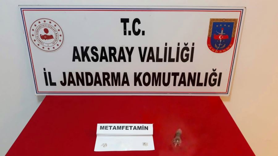 16 gr. Metamfetamin ve 1 adet uyuşturucu kullanma aparatı ele geçirilmiştir