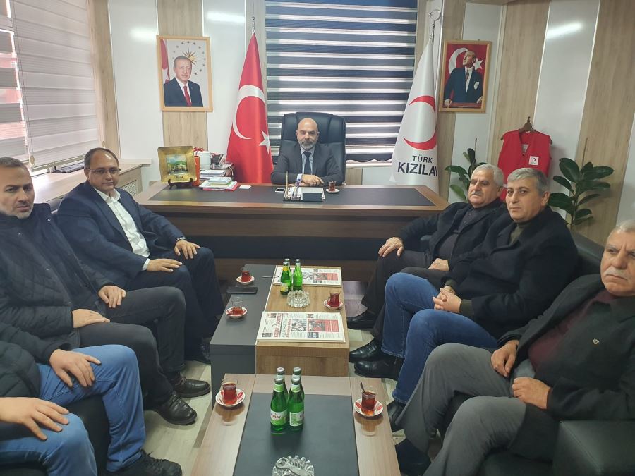 Milliyetçi Hareket Partisi (MHP) Aksaray İl Başkanı Av.Mustafa ÇÖLKESEN ve MHP Heyeti Türk Kızılayı Aksaray Şubesini ziyaret etti.