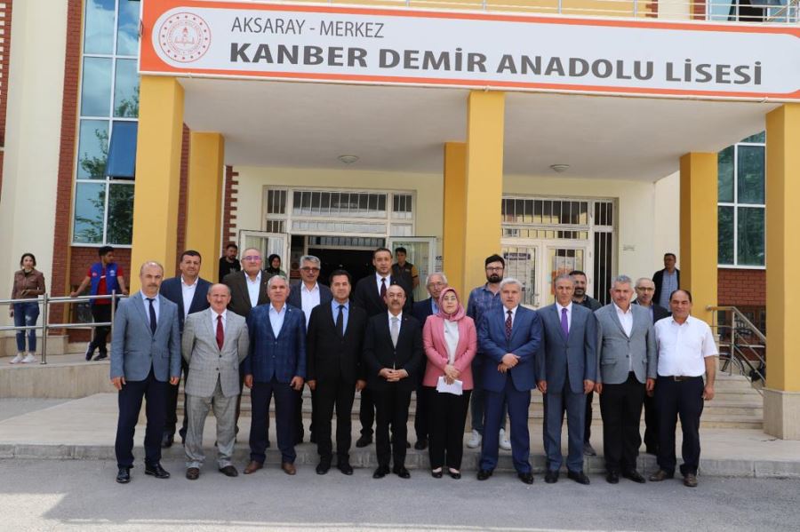 Yeşil 5.0” isimli projenin açılışı Kanber Demir Anadolu Lisesi’nde gerçekleştirildi