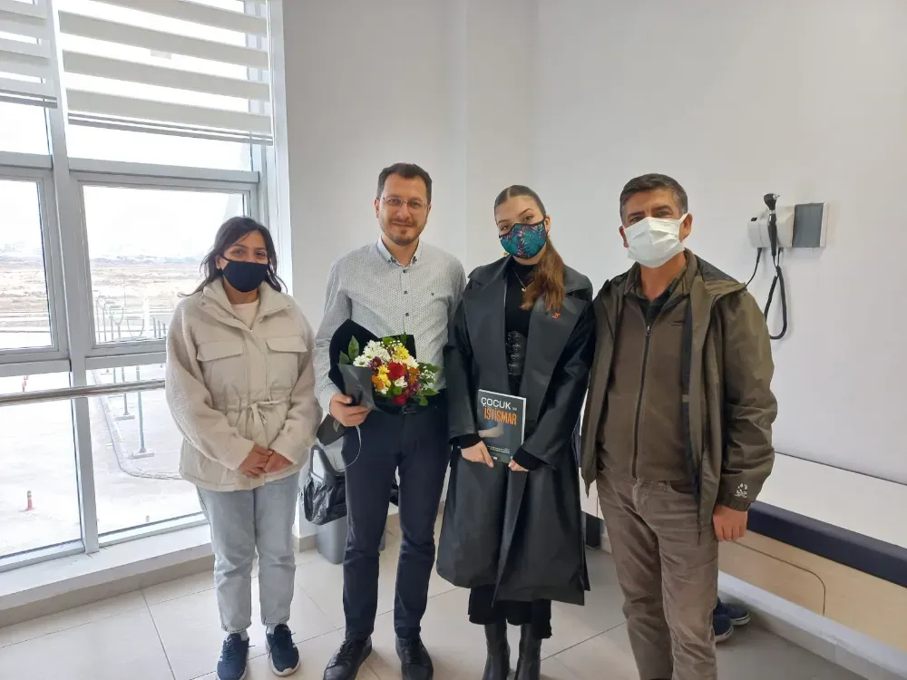 Sağlıkta şiddet haberlerinin tavan yaptığı bu dönemde bu haber içimizi ısıttı.