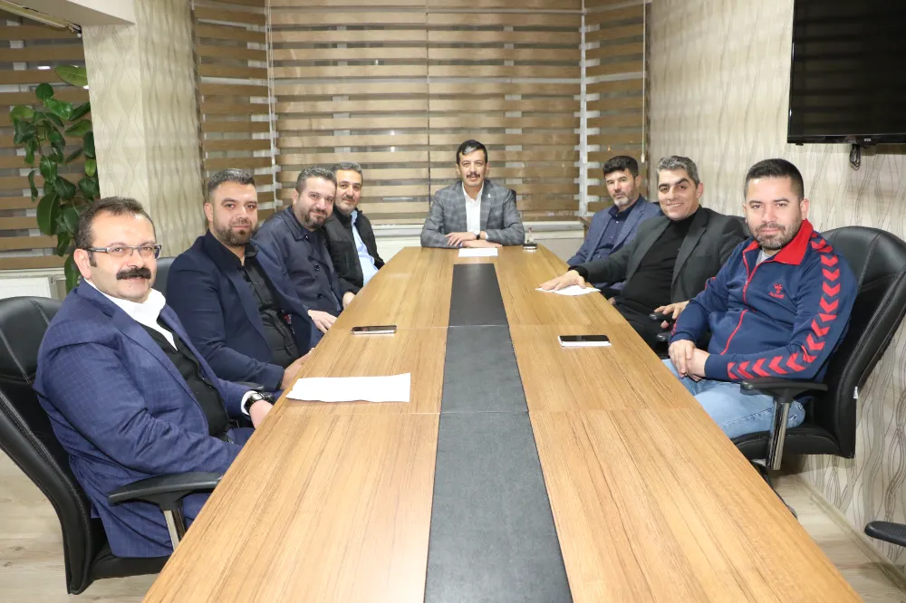 “AK PARTİ’NİN MAYASINDA; İSTİŞARE VAR, SAMİMİYET VAR, HİZMET VAR”