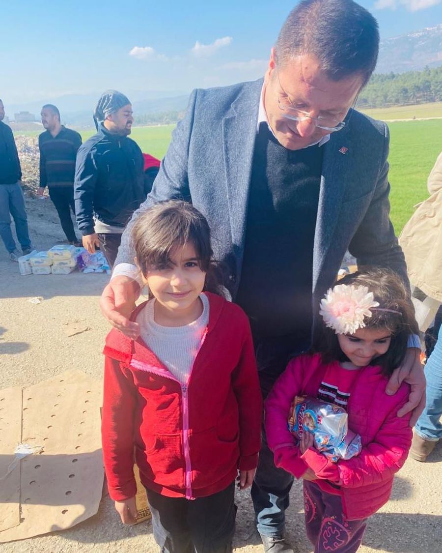 Özkan; ‘Bu acılı süreci  hep birlikte aşacağız’