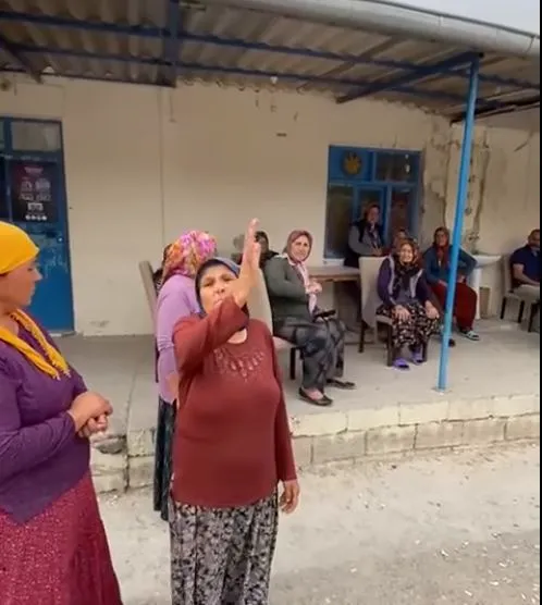 Karapınar’da 4 Aydır Susuz Olan Mahalleliye Hasan Ekici’den Destek