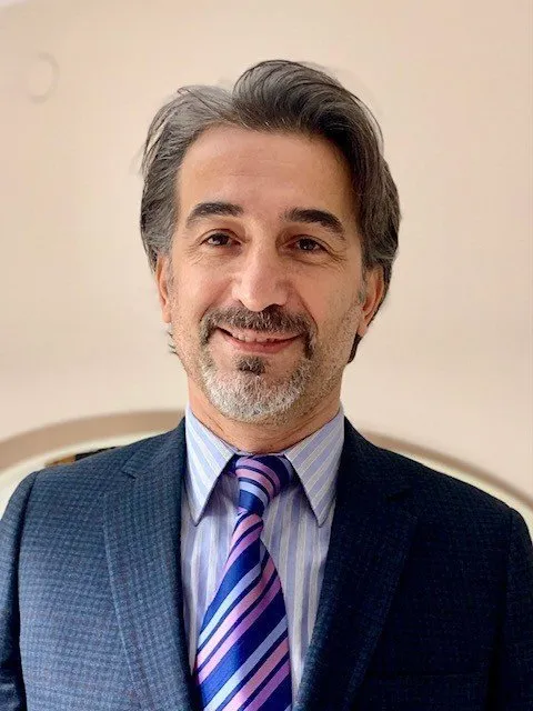 Duygusal ihmal: Benimle hiç ilgilenmedin BABA!  Psikiyatri Uzmanı Doç. Dr. Cemil Çelik konu hakkında bilgiler verdi.
