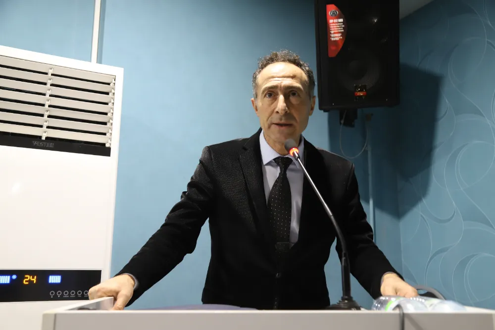 ASÜ’de Cumhuriyet’in 102’inci yılında  eğitim fakültelerinin geleceği ele alındı