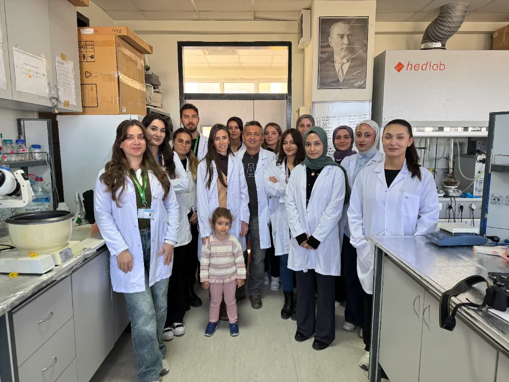 Kanserin tedavisi için ASÜ’de  geliştirilen nanomalzeme patent aldı