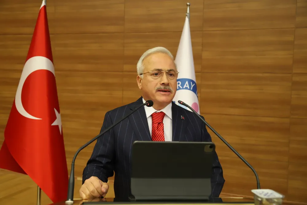 ASÜ Diş Hekimliği Fakültesi öğrencileri beyaz  önlüklerini giyerek mesleğe ilk adımlarını attı