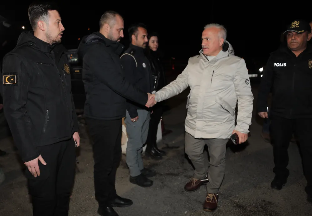 Vali Kumbuzoğlu, Emniyet Güçleriyle Sahurda Buluştu