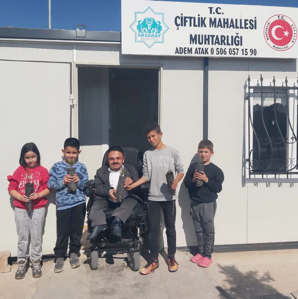 ÇİFTLİK MAHALLESİNDE İLK KEZ FİDAN DAĞITIMI YAPILDI