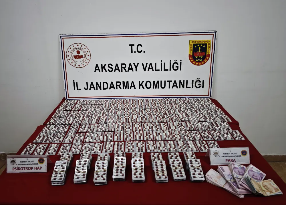 Jandarmadan Zehir Tacirlerine Darbe: Binlerce Uyuşturucu Hap Ele Geçirildi
