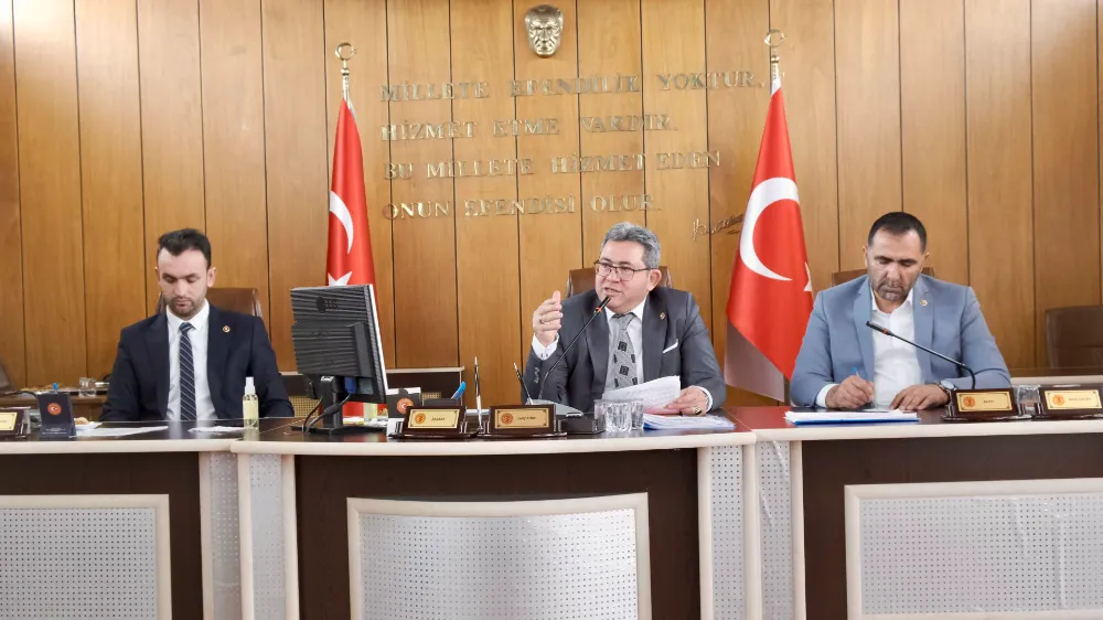 İl Genel Meclis Başkanı Latif AĞIR, İl Özel İdaresi olarak Köylerde 3194 sayılı İmar Kanunu’na göre Uygulama İmar planında İl Genel Meclisine yetki verilmesi ile ilgili yaptığı açıklama