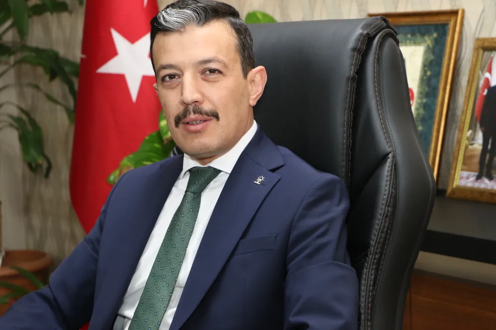 AK PARTİ İL BAŞKANI HAMZA AKTÜRK’TEN ALTYAPI VURGUSU: “AKSARAY’DA YOL MEDENİYETTİR!”