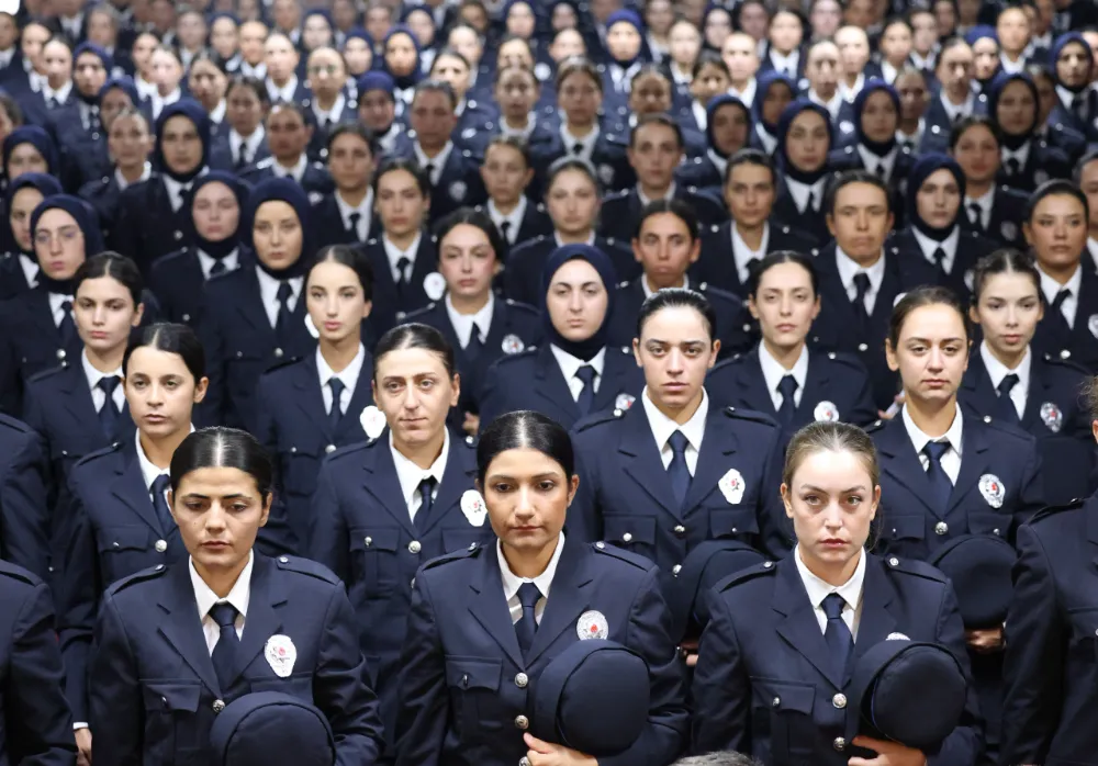 277 yeni mezun polis adayı büyük heyecan yaşadı