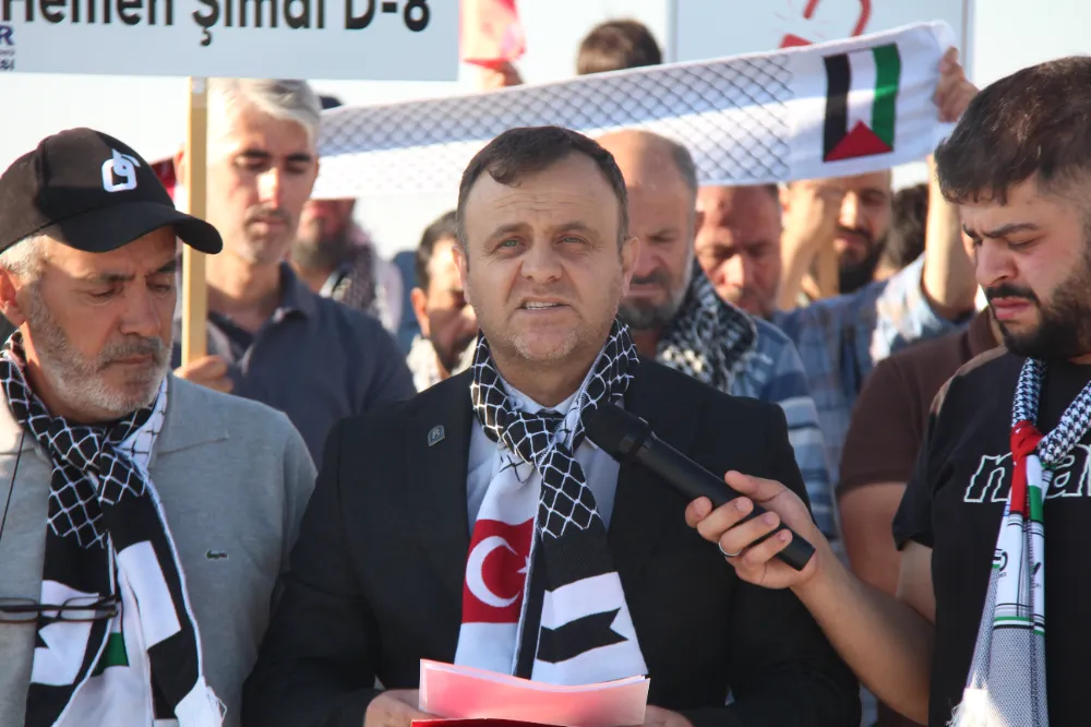 ESNAF VE SANATKARLAR DERNEĞİ KONYA ŞUBESİNDEN (ESDER) ZİM KONTEYNERLARI ÖNÜNDE AÇIKLAMA