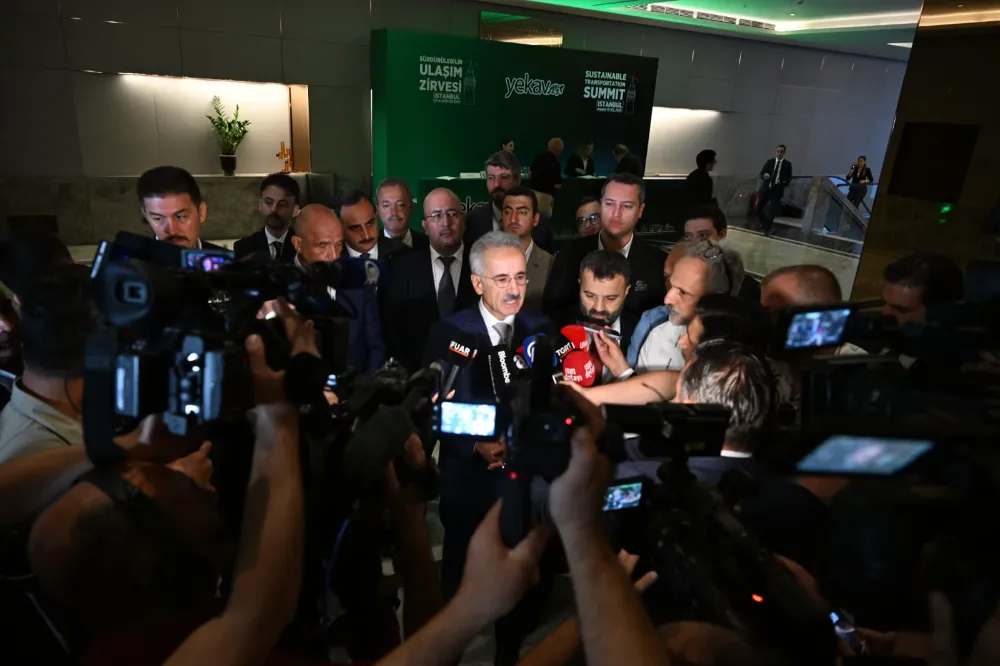 5G İÇİN GERİ SAYIM BAŞLADI     ULAŞTIRMA VE ALTYAPI BAKANI ABDULKADİR URALOĞLU: