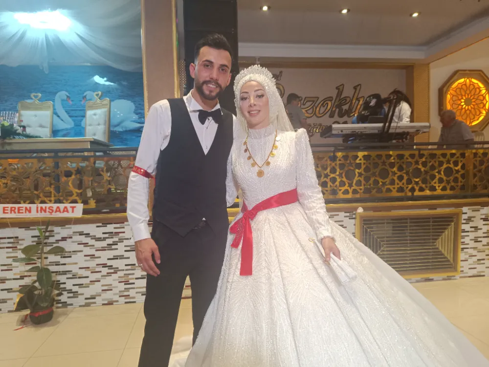 ZEYNEP VE ESER